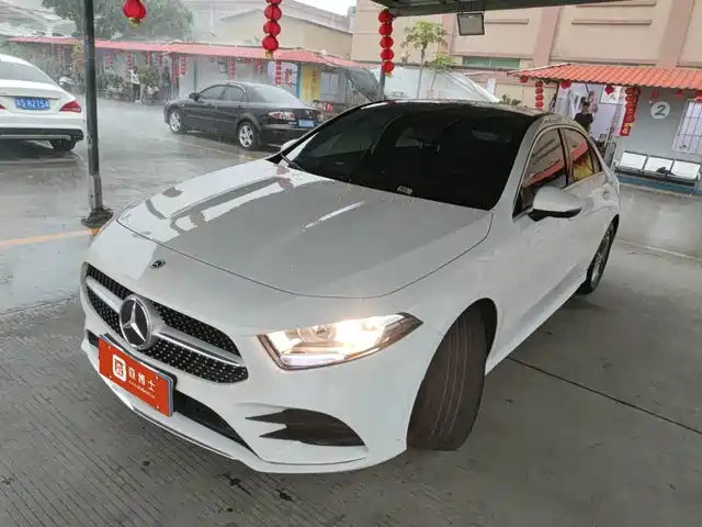 MERCEDES-BENZ A CLASS