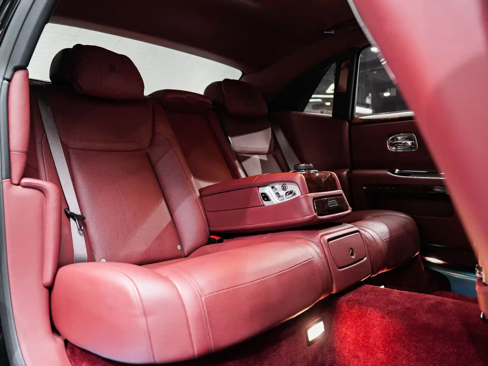 Фото 11 - Rolls-Royce Ghost