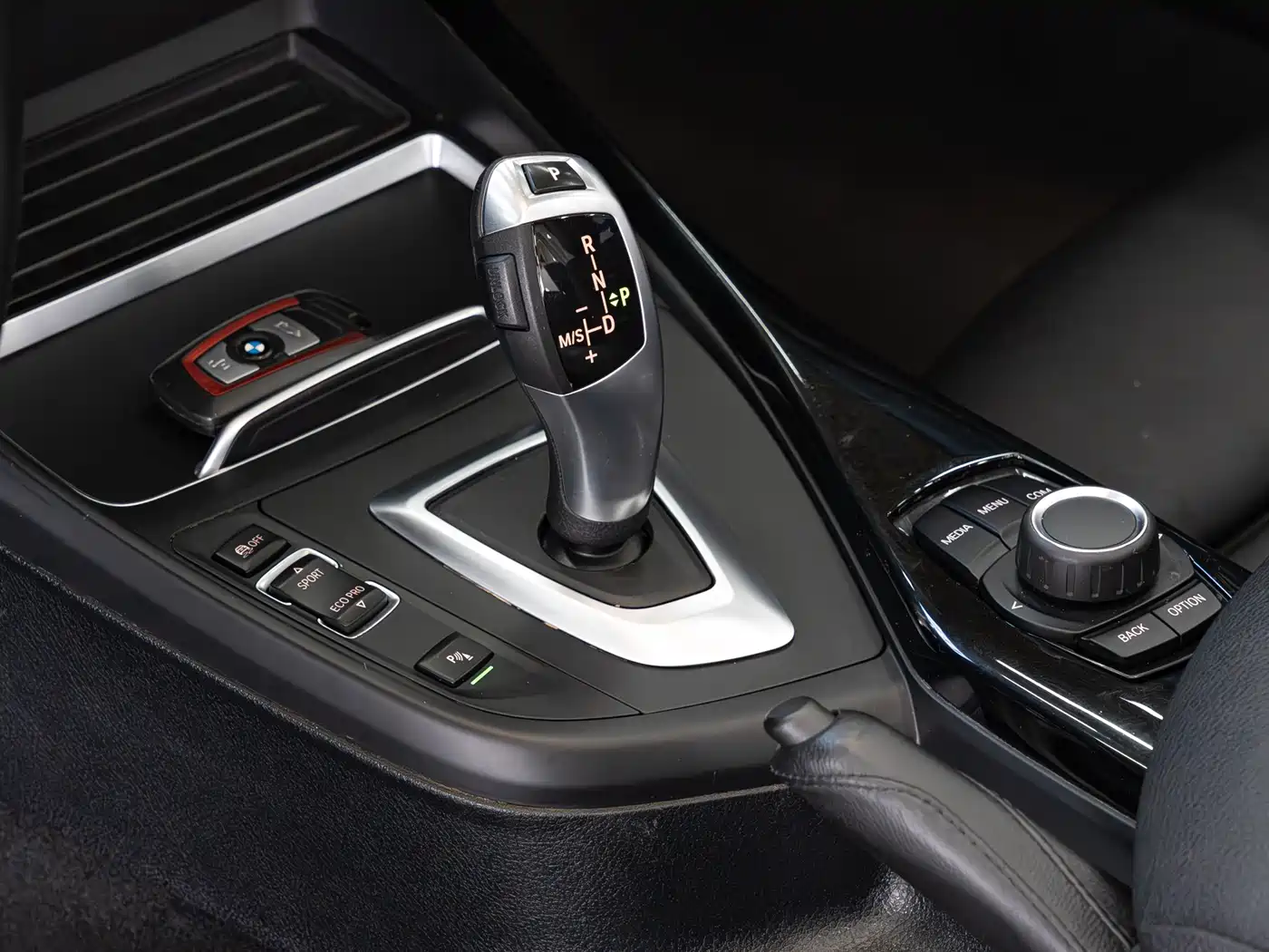 BMW 2 Series (Import) 2019 225i Convertible Coupe Sport Design Package фото 7