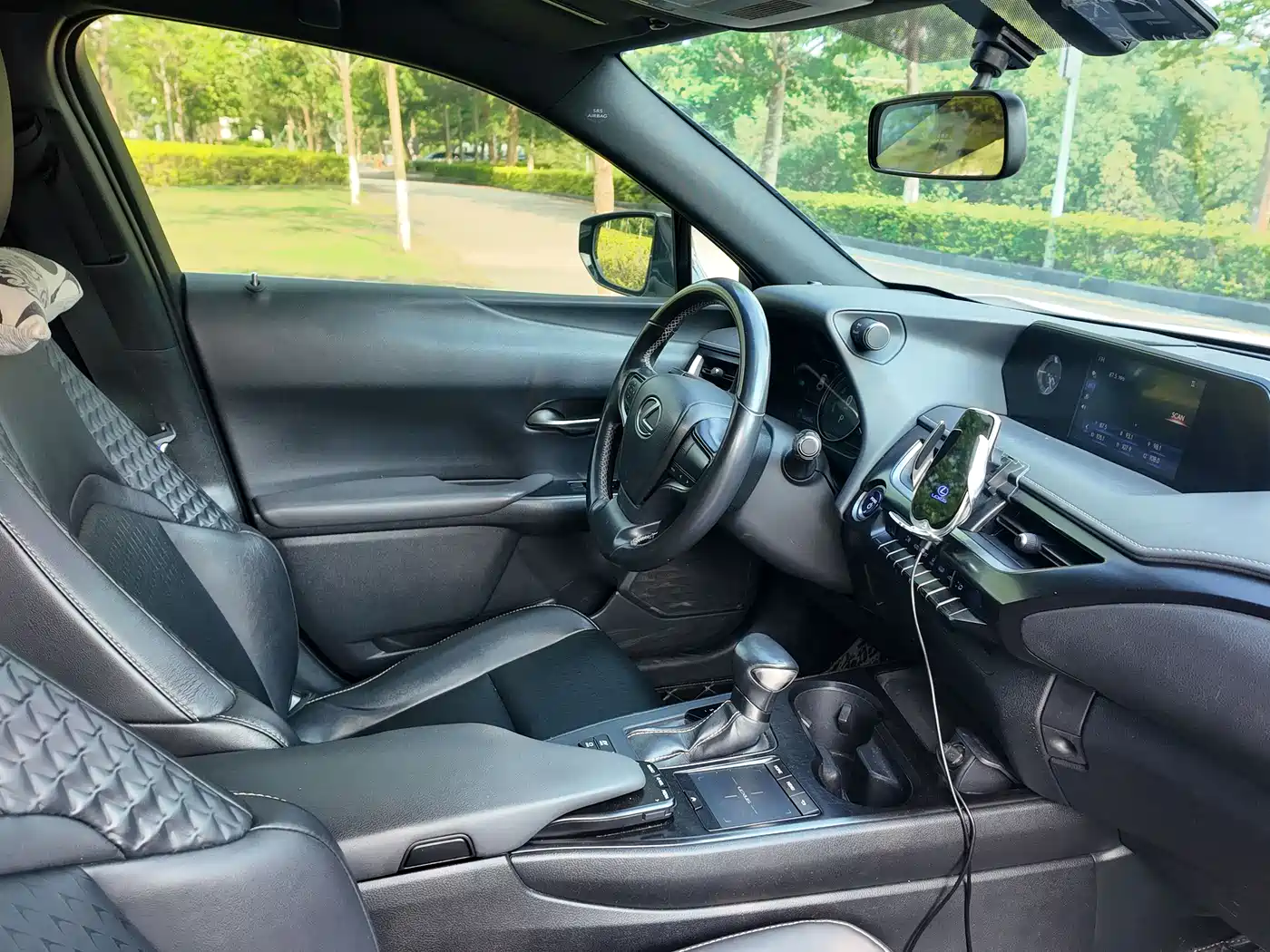Lexus UX 2019 2019 260h Explorer Cool Edition (China V)