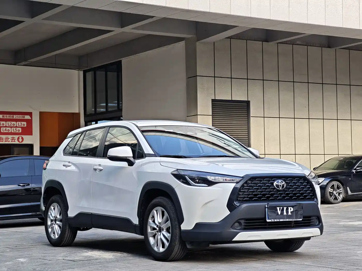 Toyota Corolla Cross 2023 2.0L Pioneer Edition фото 6