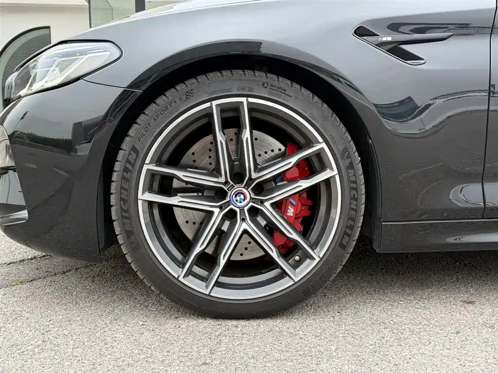 BMW M5 2021 M5 фото 10