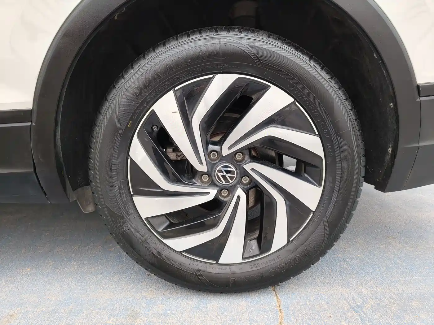 Volkswagen Tiguan L 2022 330TSI Automatic 2WD Comfort Edition фото 18