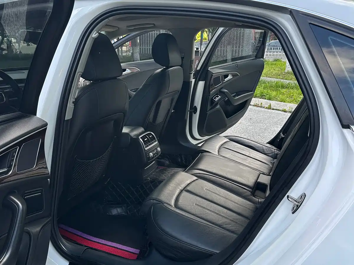 Audi A6L 2014 30 FSI Comfort фото 9