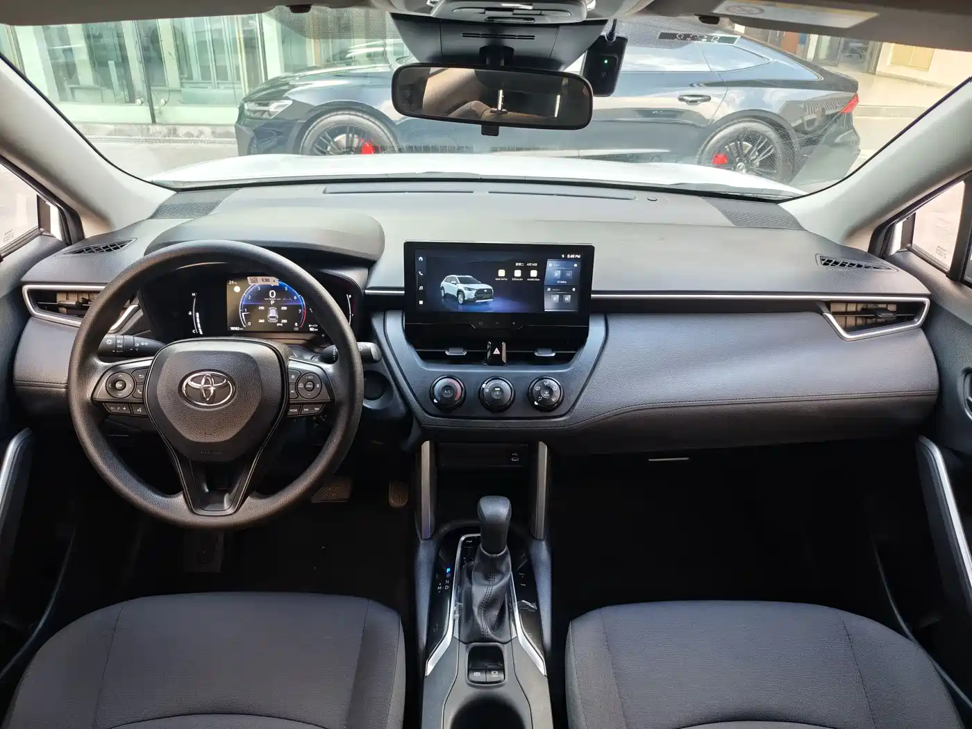 Toyota Corolla Cross 2023 2.0L Pioneer Edition фото 14