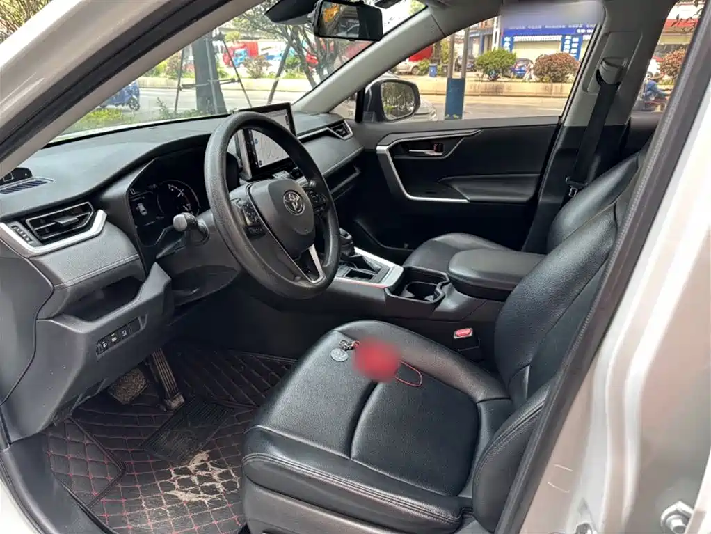 Toyota RAV4 Rongfang 2021 2.0L CVT 2WD Trend фото 12