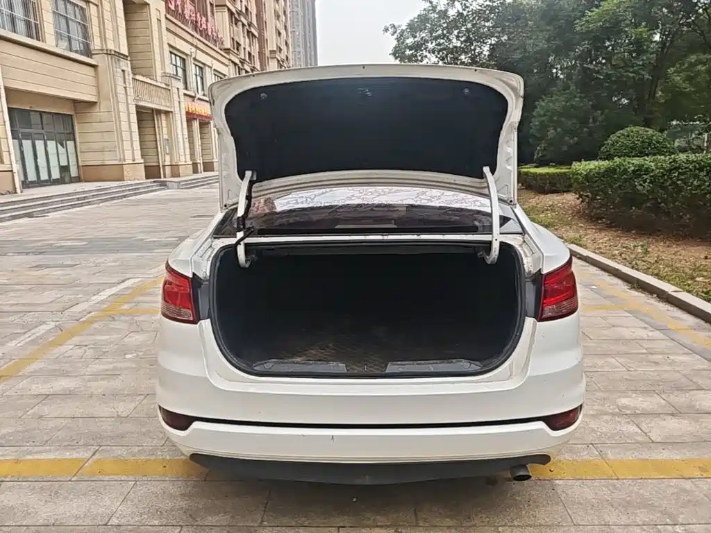 Besturn B50 2016 2016 1.6L Manual Comfort