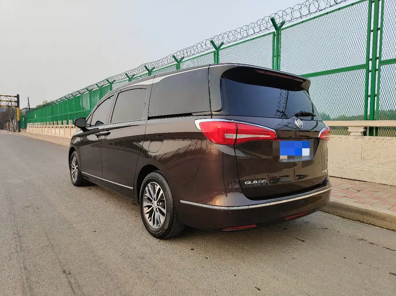 Buick GL8 2018 ES 28T Flagship Type China VI фото 5