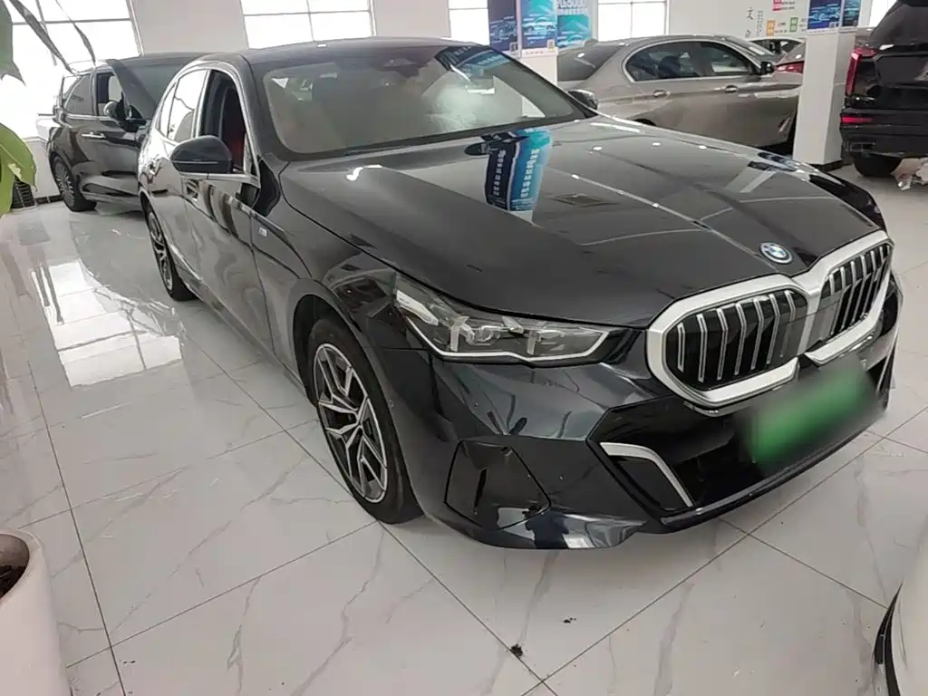 BMW i5 2025 2025 eDrive 35L M Sport Package