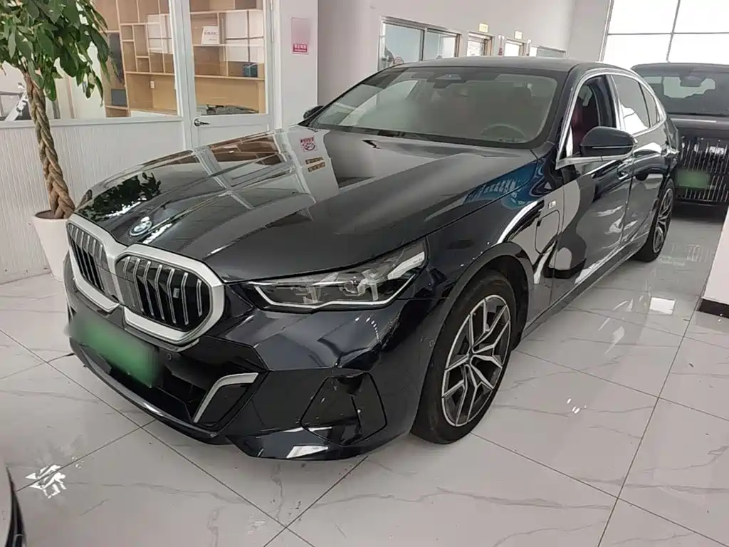BMW i5 2025 2025 eDrive 35L M Sport Package