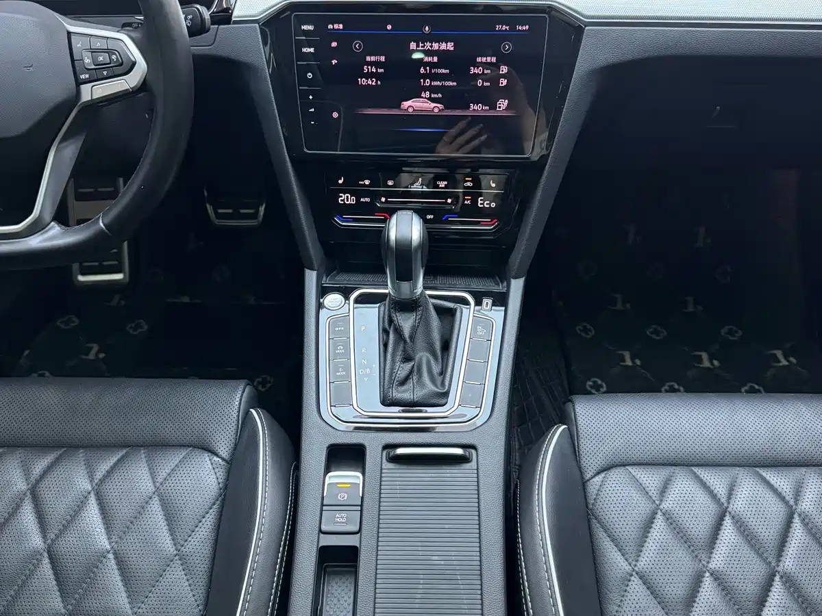 Volkswagen Magotan GTE Plug-in Hybrid 2022 GTE Luxury фото 18