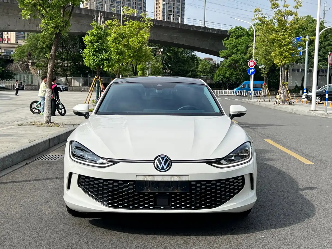 Volkswagen Lamando 2023 Lamando L 280TSI DSG Cool Edition фото 2