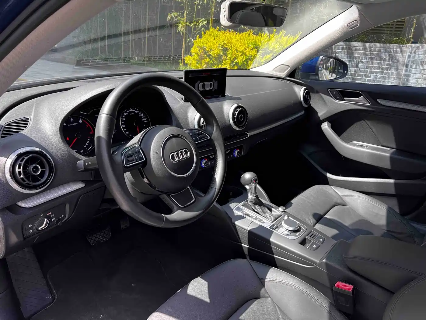 Audi A3 (Import) 2016 2015 Limousine 45 TFSI S line Luxury