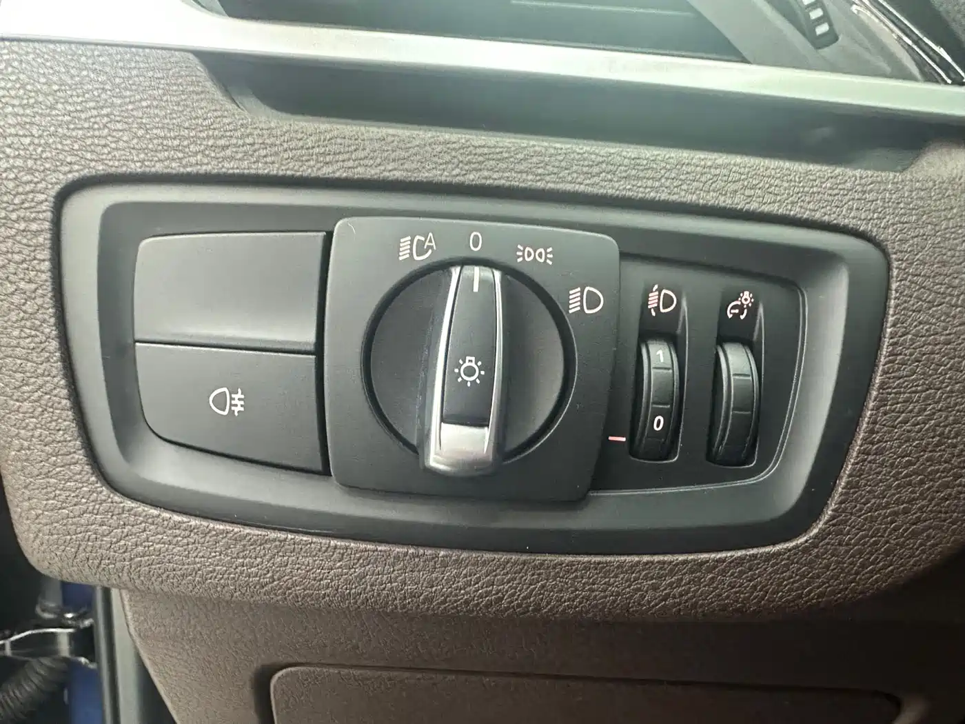 BMW X1 2022 sDrive20Li Premium фото 16