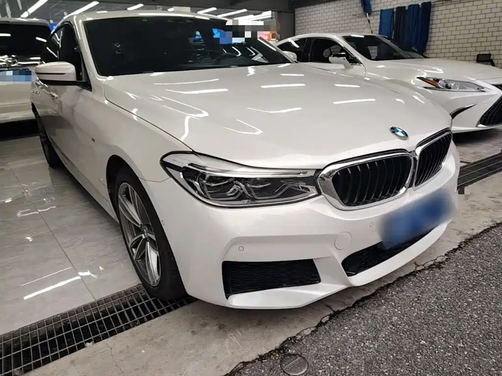 BMW 6 Series GT 2018 630i M Sport Package фото 4