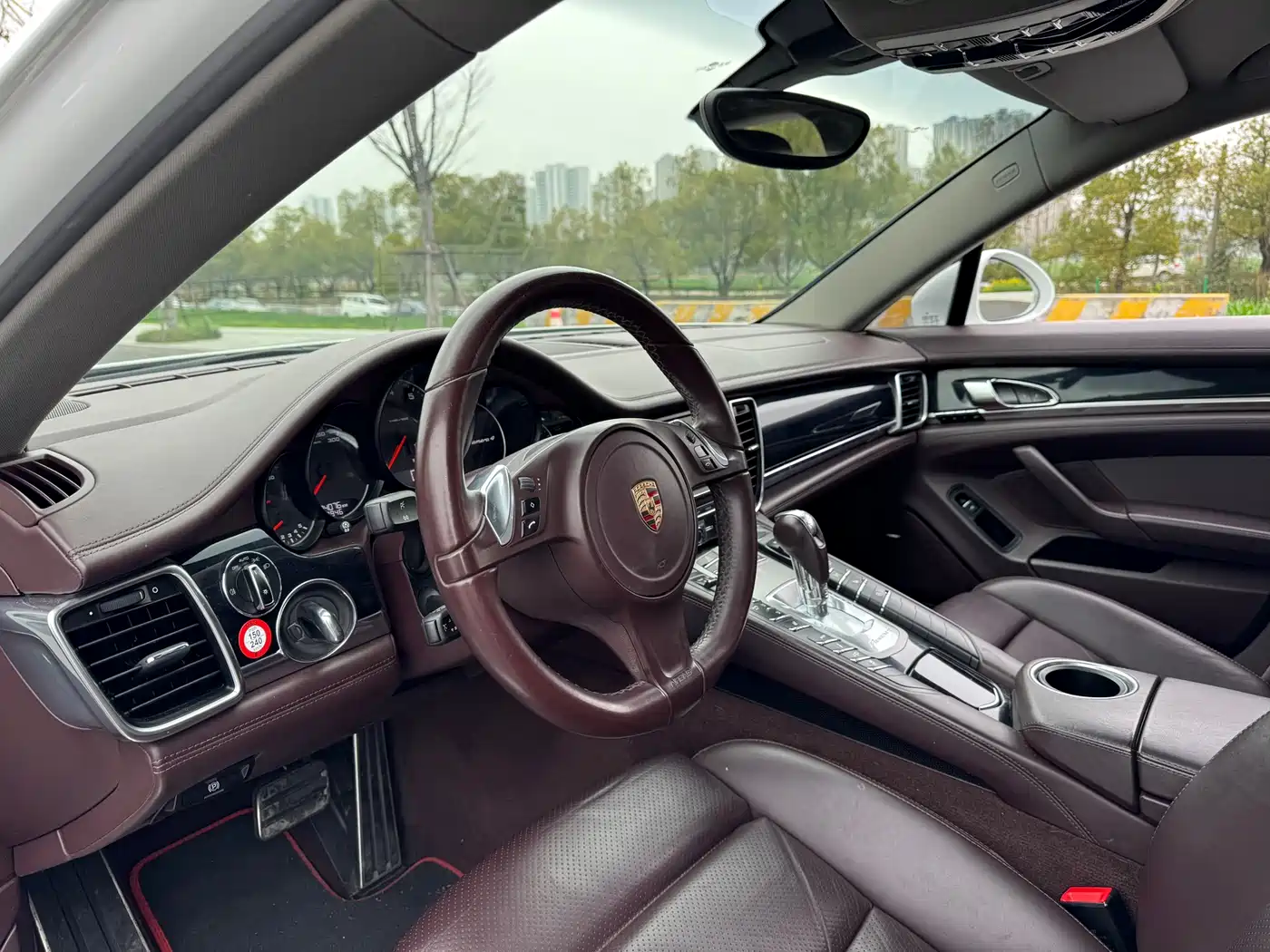 Porsche Panamera 2014 Panamera 4 3.0T фото 15