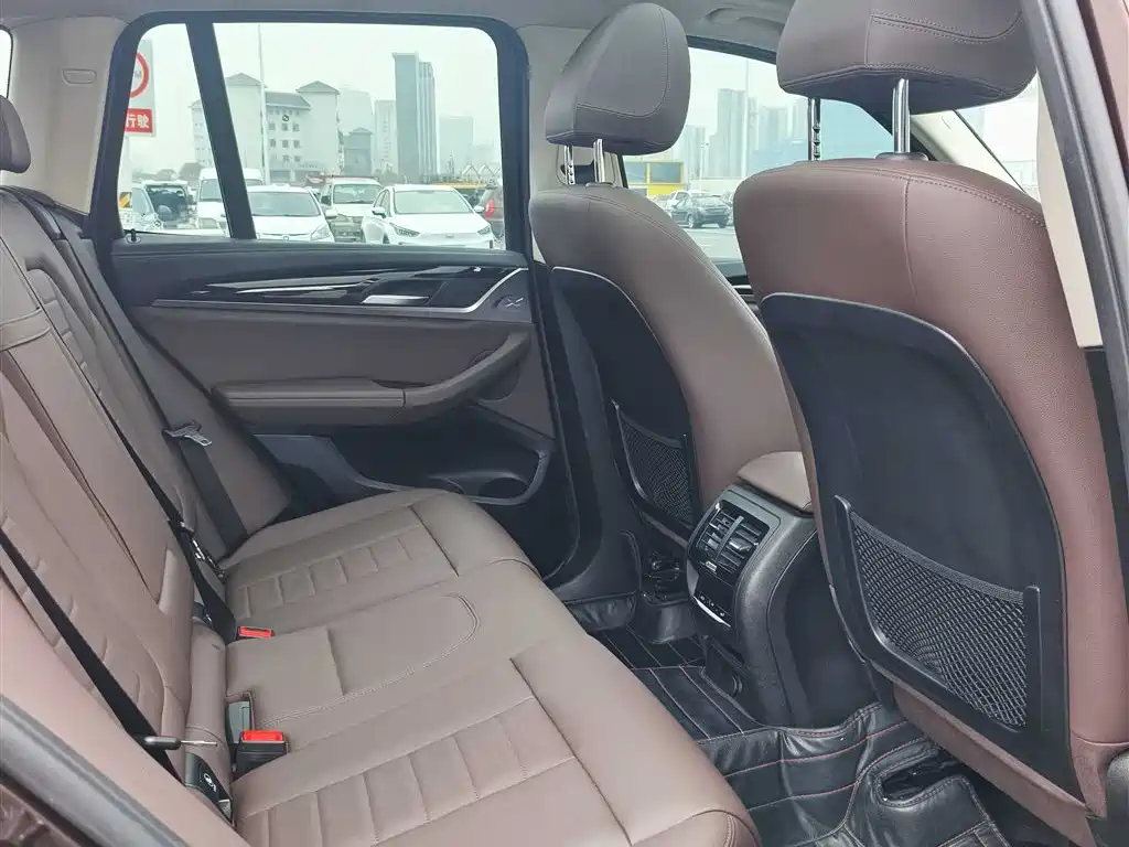 BMW X3 2018 xDrive25i Luxury Package China VI фото 11