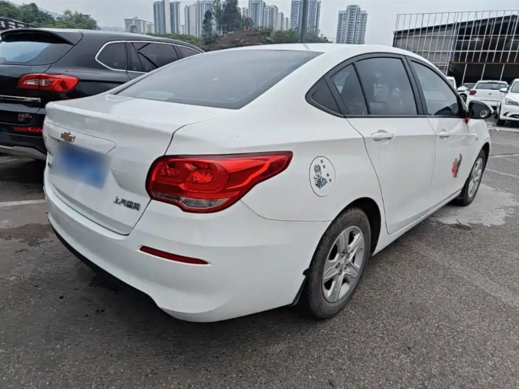 Chevrolet Cavalier 2016 1.5L Automatic Enjoyment Edition фото 7