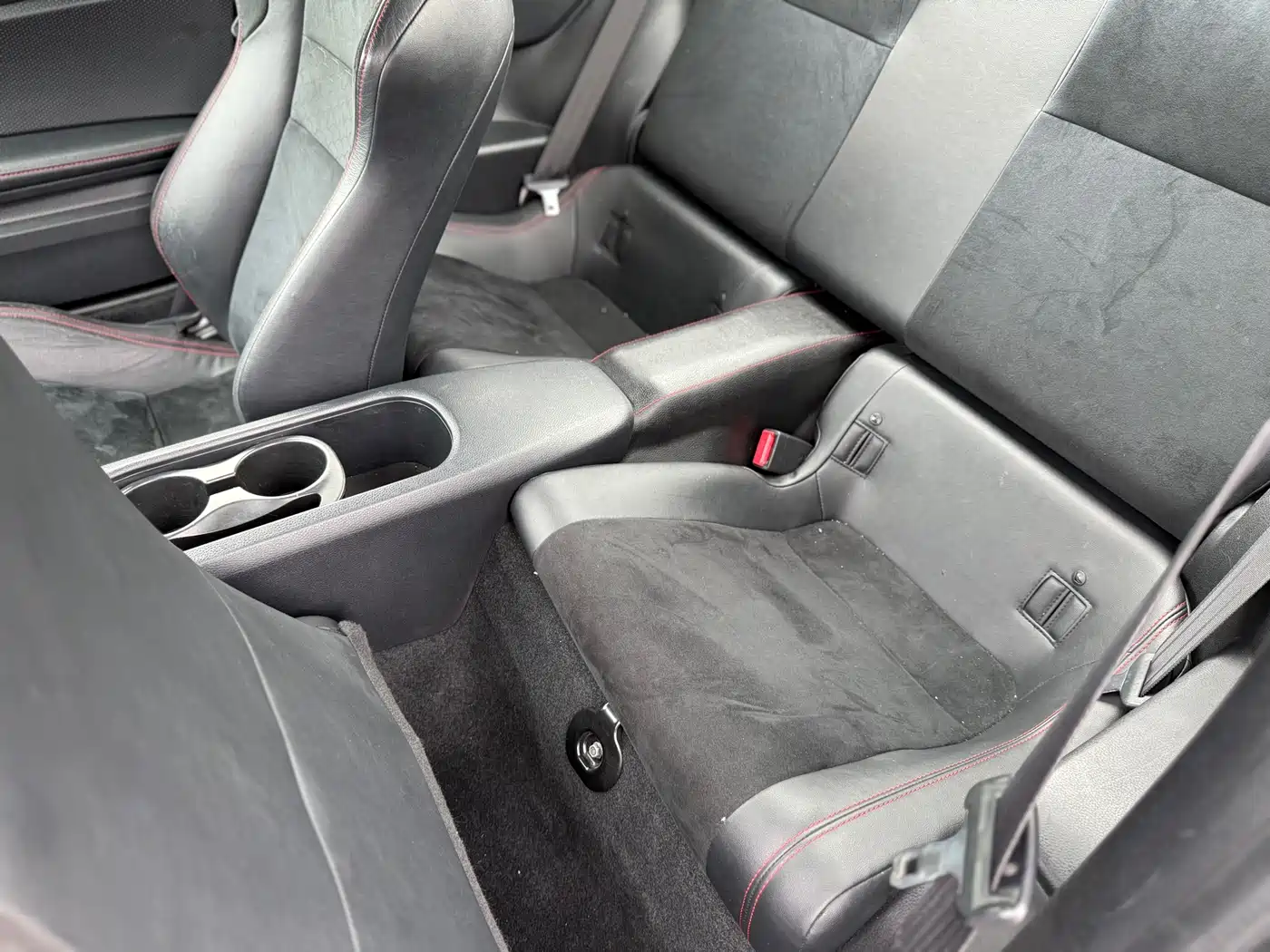 Toyota 86 2017 2.0L Manual Luxury фото 16