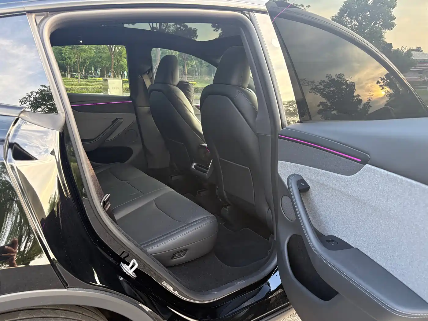 Tesla Model Y 2026 2026 Rear-Wheel Drive