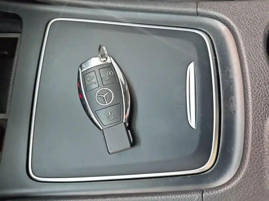 Mercedes-Benz CLA (Import) 2017 Facelift CLA 200 Style фото 9