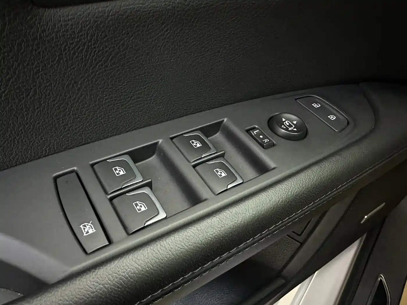 Cadillac CT6 2021 28T Luxury фото 26