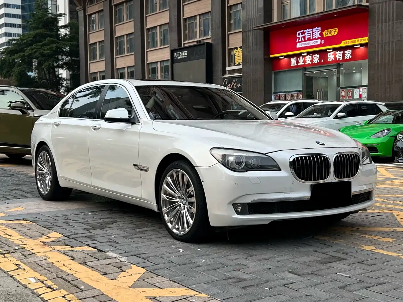 BMW 7 Series 2010 4.4T Hybrid фото 3