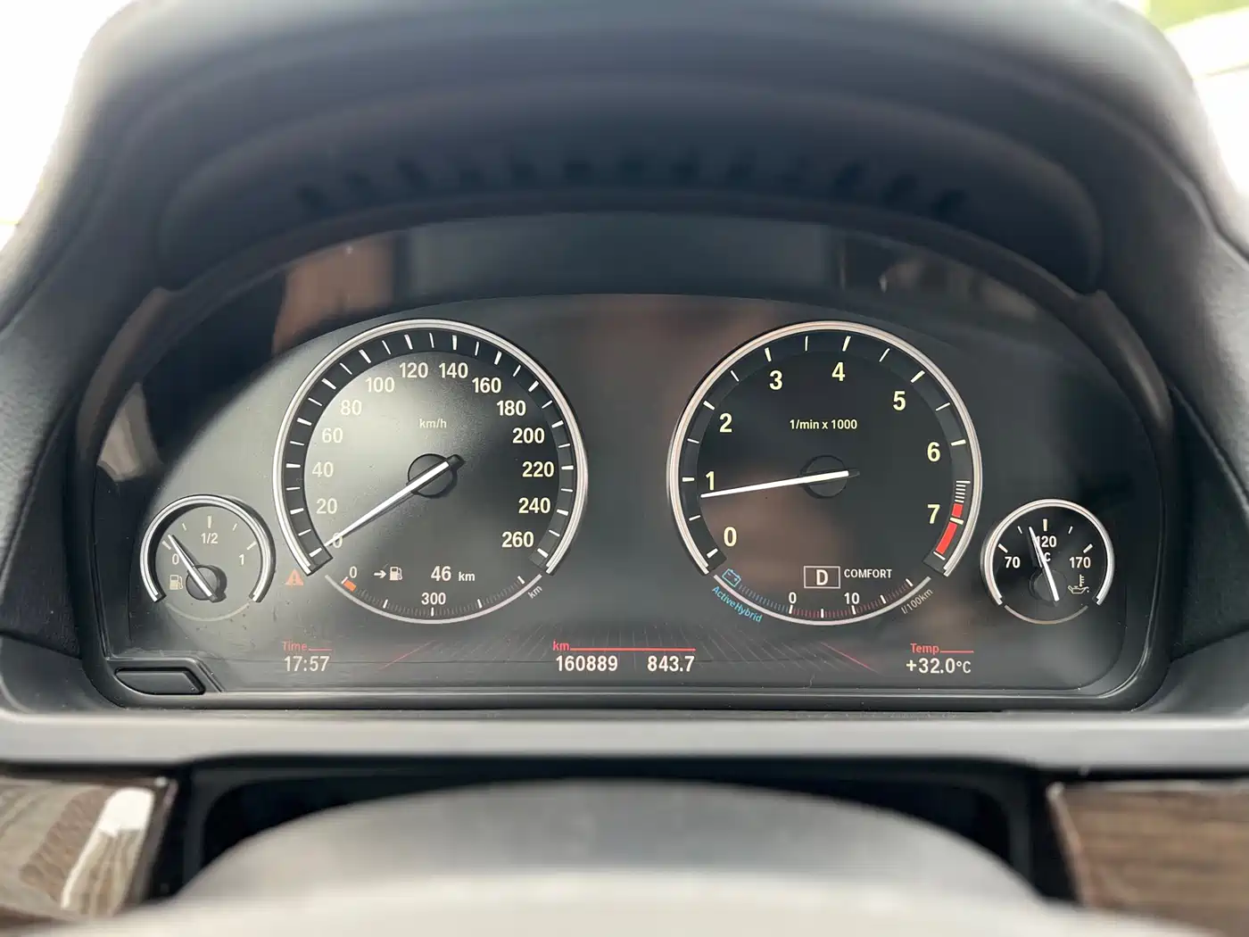 BMW 7 Series 2010 4.4T Hybrid фото 25