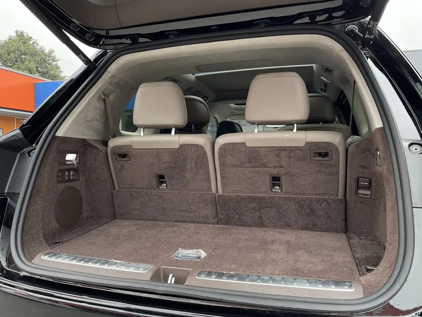 AITO Wenjie AITO M9 2025 Extended Range Ultra 52kWh 6-Seater фото 24