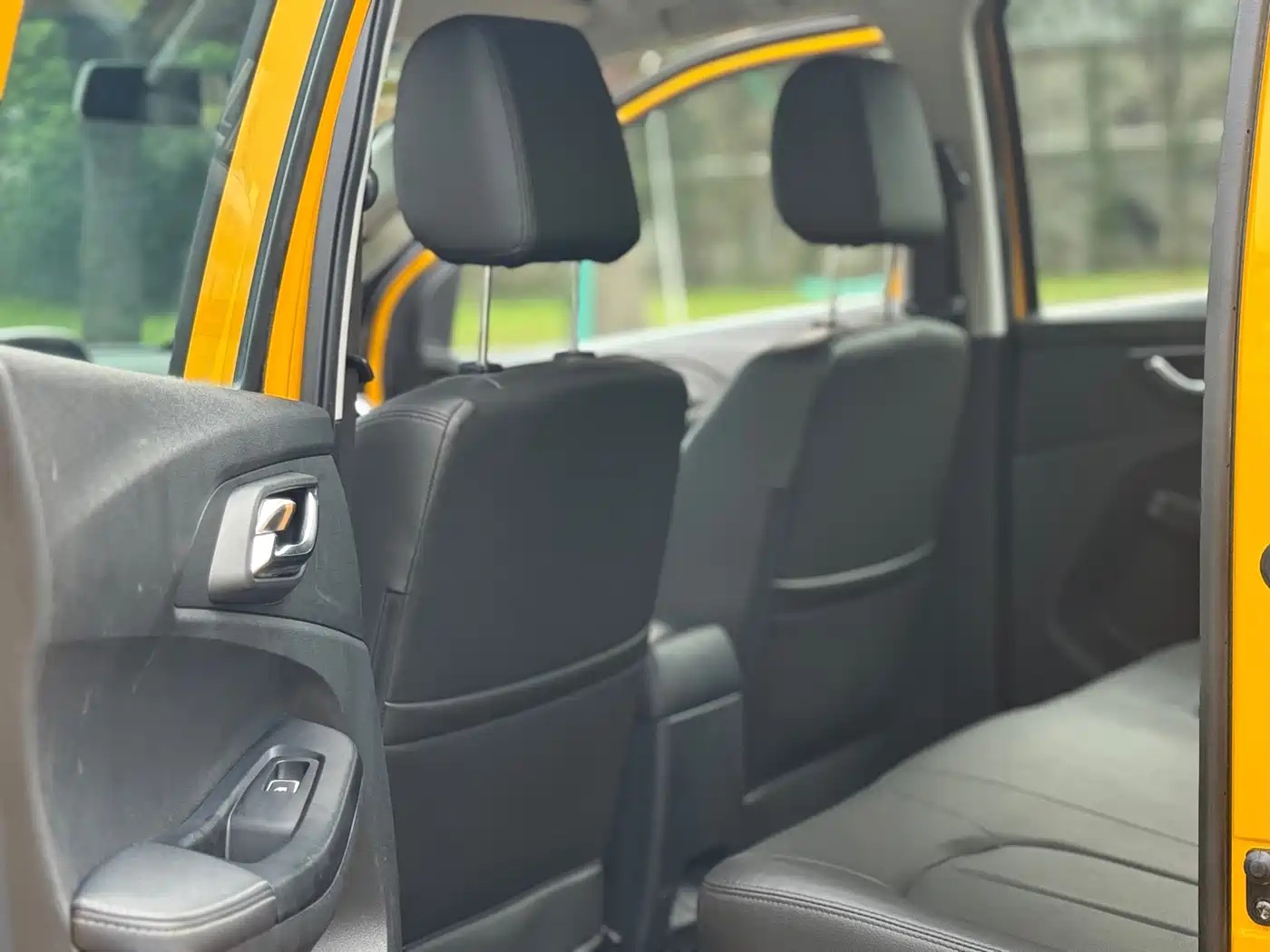 Jiangling Baodian 2020 2020 Model 2.5T Diesel 2WD Comfort Long Wheelbase JX4D25A6L