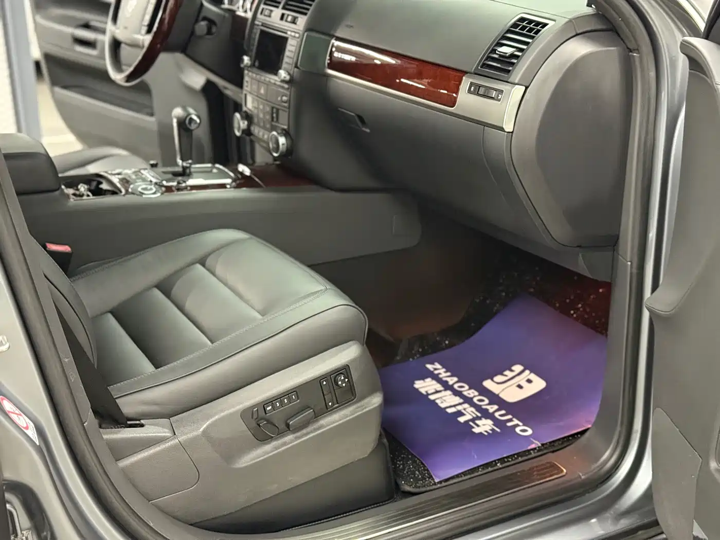 Volkswagen Touareg фото 14