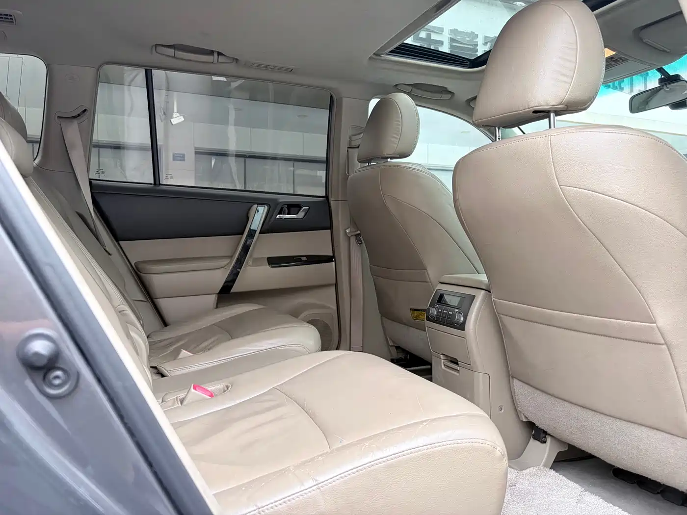 Toyota Highlander 2009 2.7L 2WD 7-seater Luxury Edition фото 12