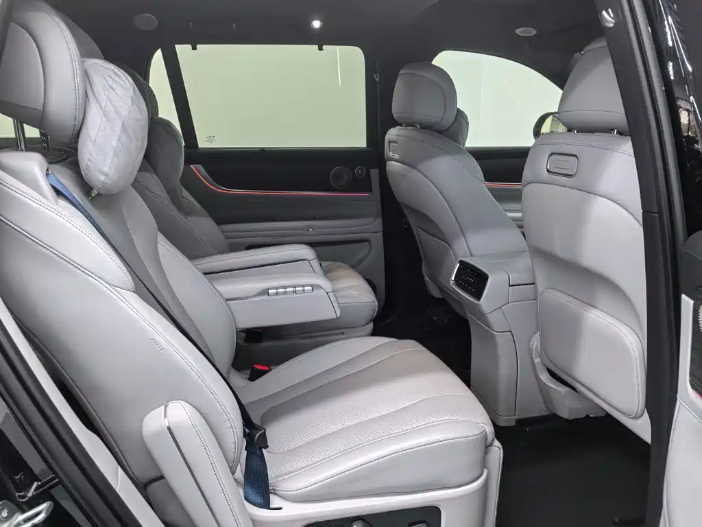 Aito M9 2024 2024 Extended Range Ultra 42kWh 6-Seater