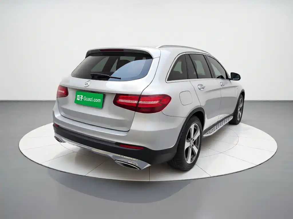 Фото 6 - Mercedes-Benz GLC
