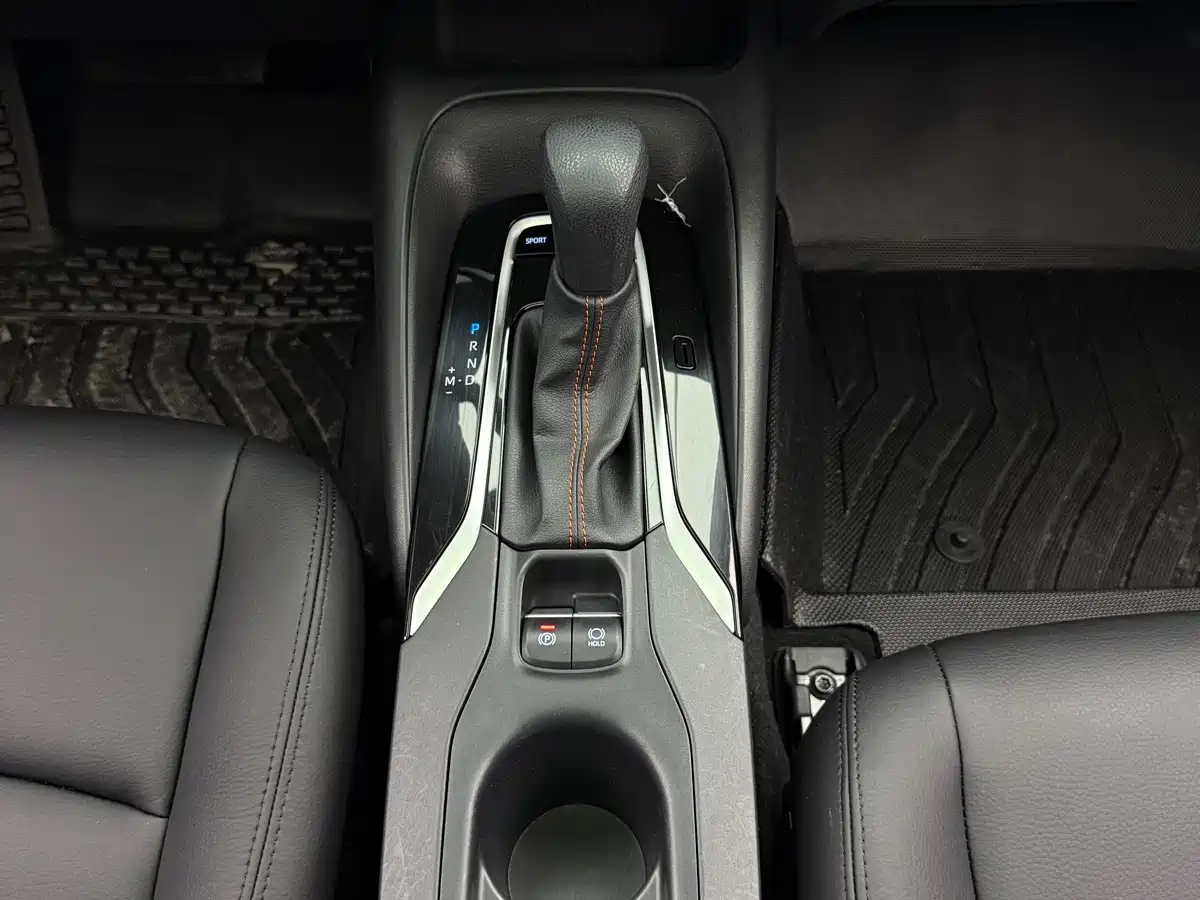 Toyota Corolla 2021 1.2T S-CVT Elite PLUS Edition фото 10