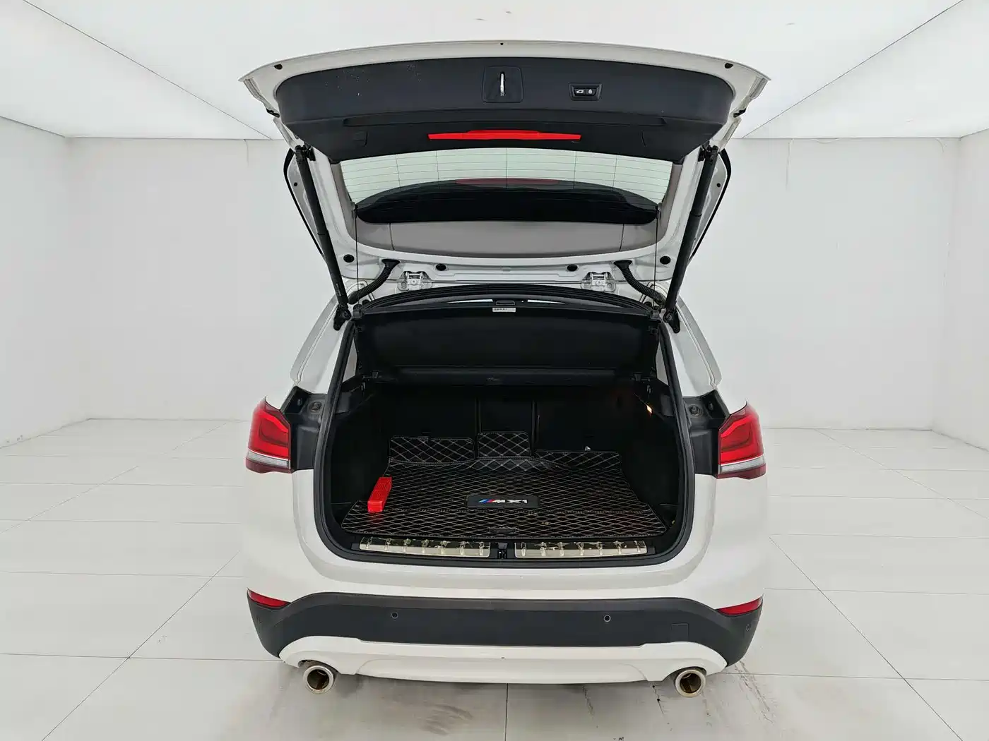 BMW X1 2020 sDrive25Li Leading Model фото 20