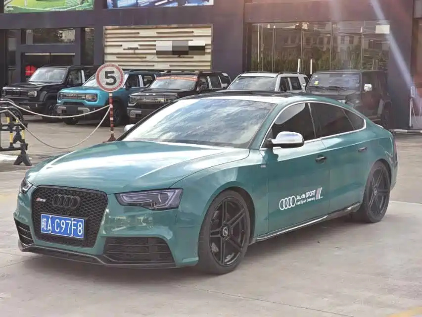 Audi A5 (Import) 2013 Sportback 40 TFSI Style Edition фото 2