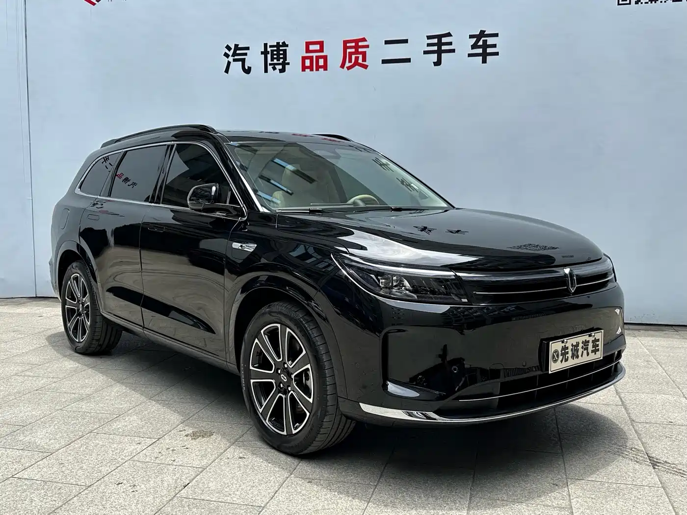 AITO Wenjie AITO M7 2024 1.5T Smart Drive RWD Pro 5-seater фото 2