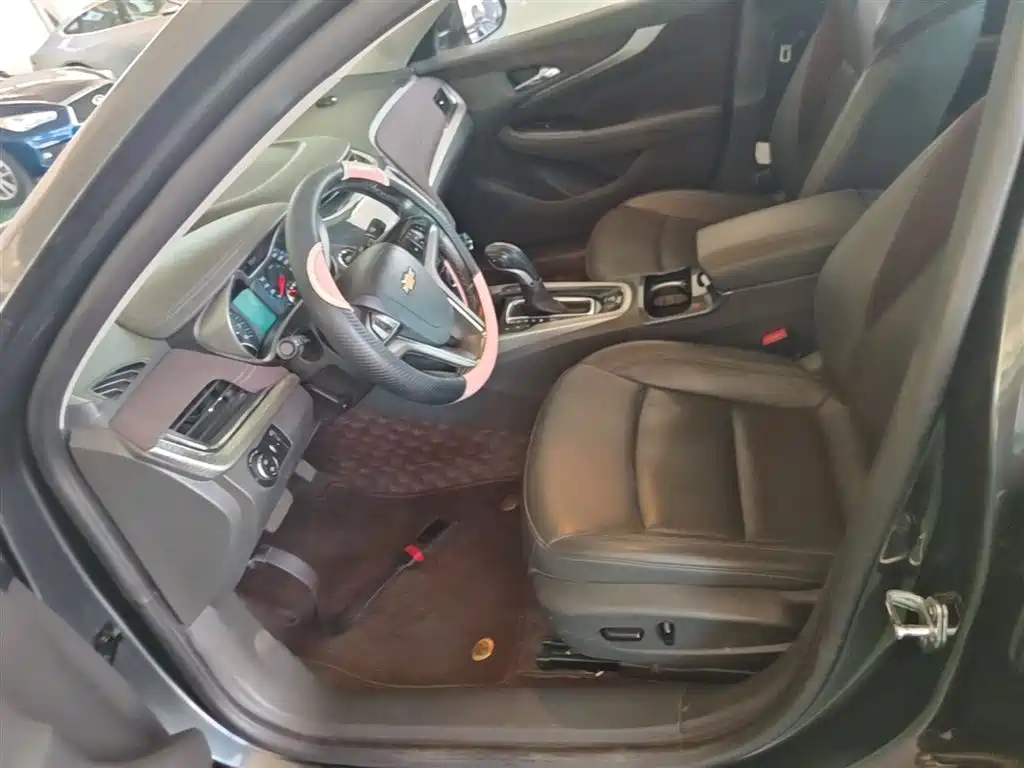 Chevrolet Malibu 2018 530T Automatic Luxury Edition фото 15