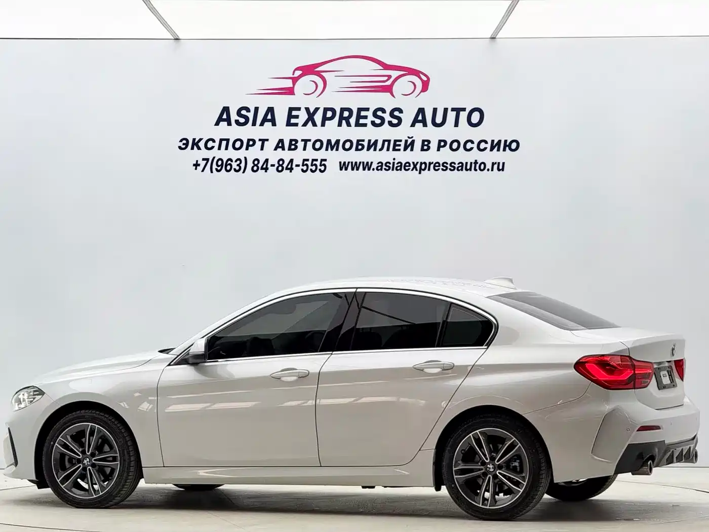 BMW 1 Series 2021 120i M Sport фото 6