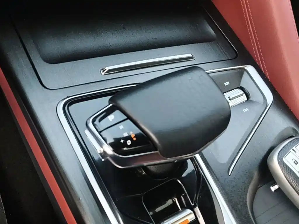 Фото 14 - Changan CS75 PLUS