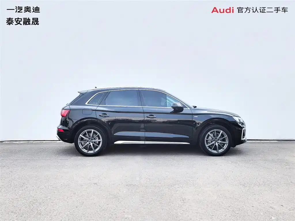 Audi Q5L 2022 Facelift 40T Luxury Dynamic фото 3