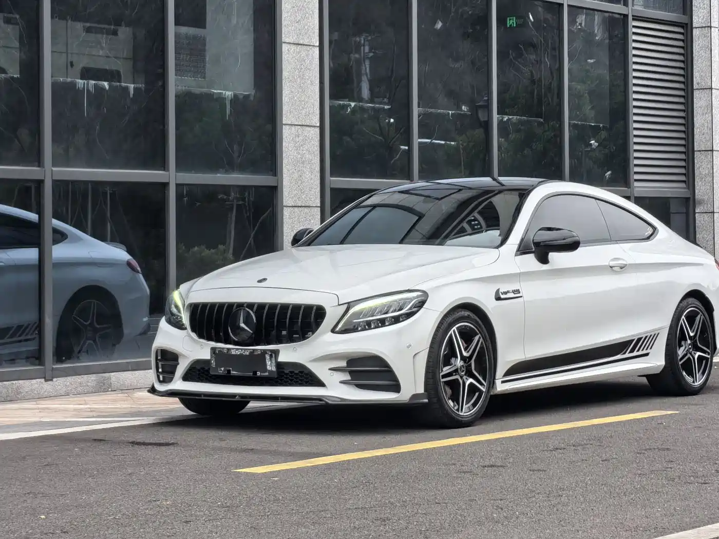 MERCEDES-BENZ C CLASS