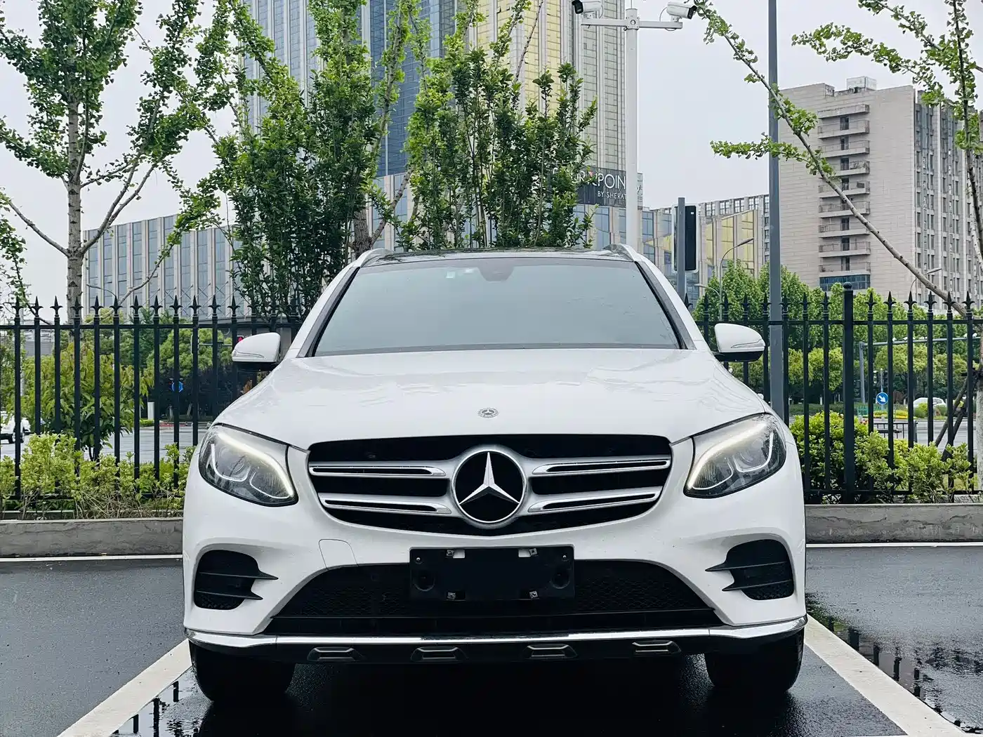 Mercedes-Benz GLC 2019 GLC 260 4MATIC Dynamic фото 2