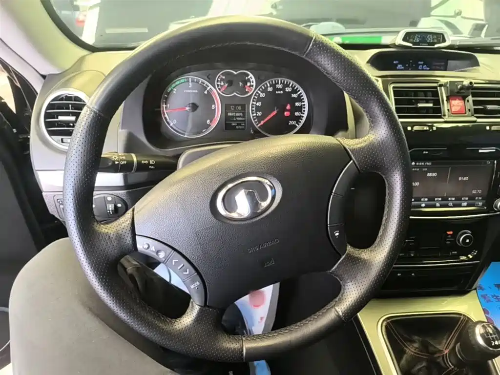 Haval H5 Classic 2013 Zhizun Edition Green Quiet 2.0T Manual 4WD Progressive фото 11