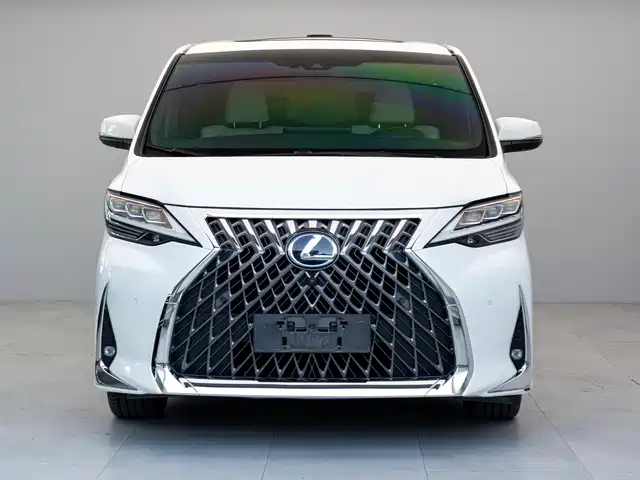 Lexus LM 2020 300h Seven-Seater Elegance Edition