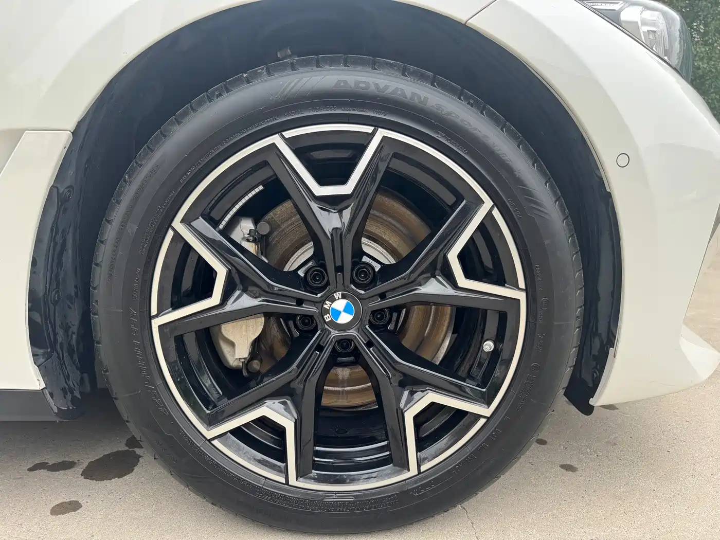 BMW i3 2025 eDrive 40 L Shadow Night Package фото 14