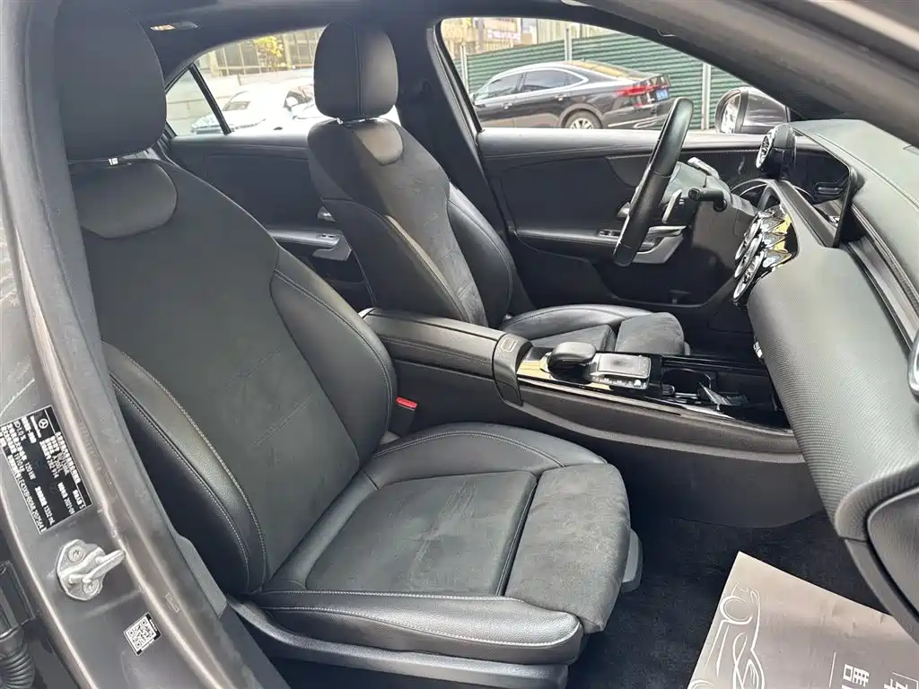 MERCEDES-BENZ A CLASS