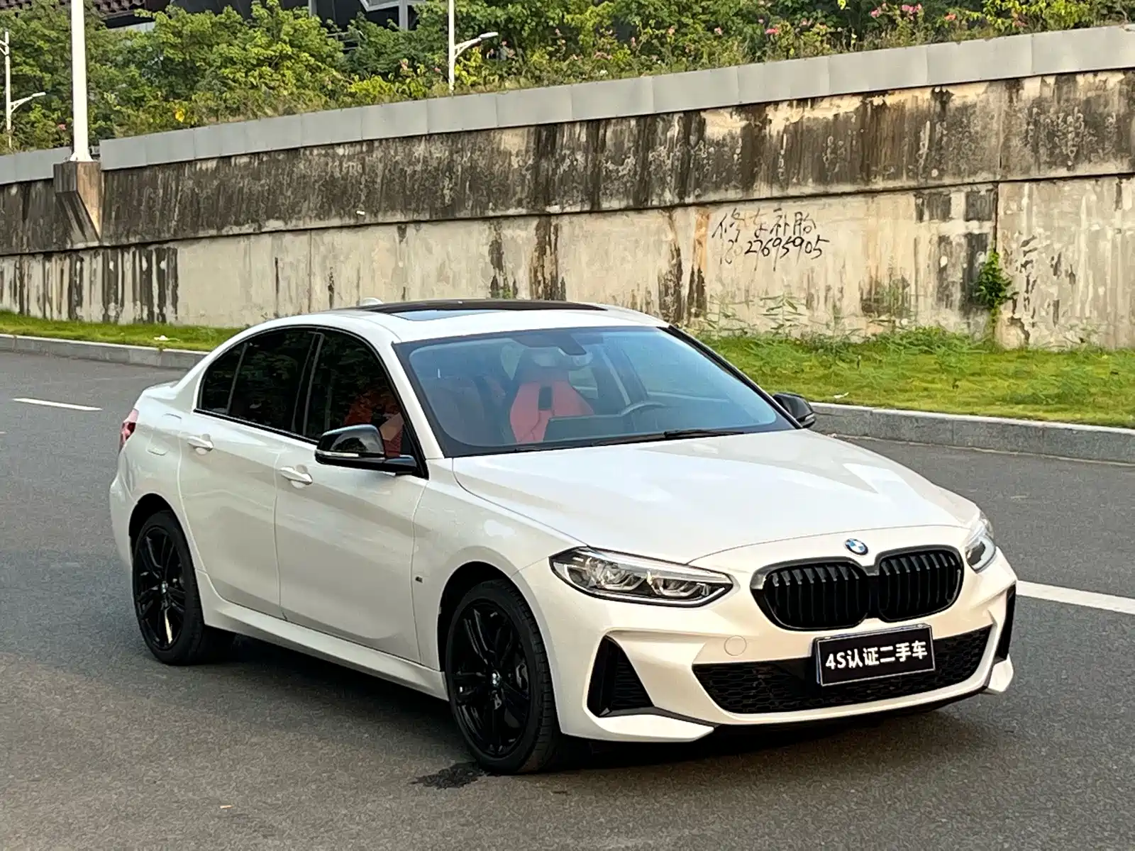 Фото 2 - BMW 1 Series