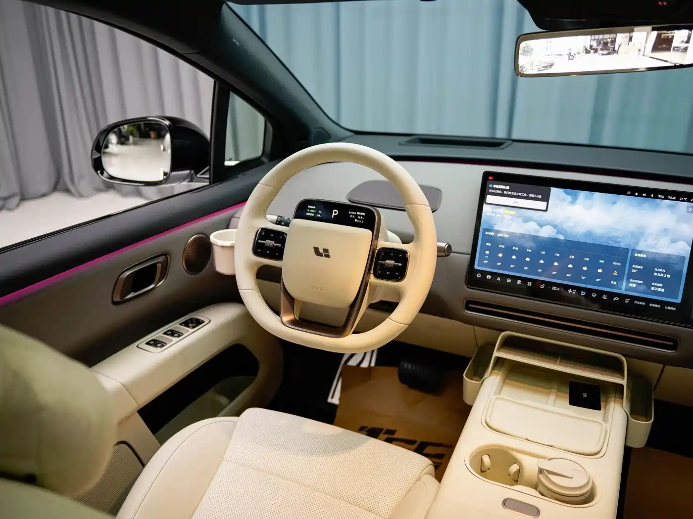 Фото 8 - Li Auto i6